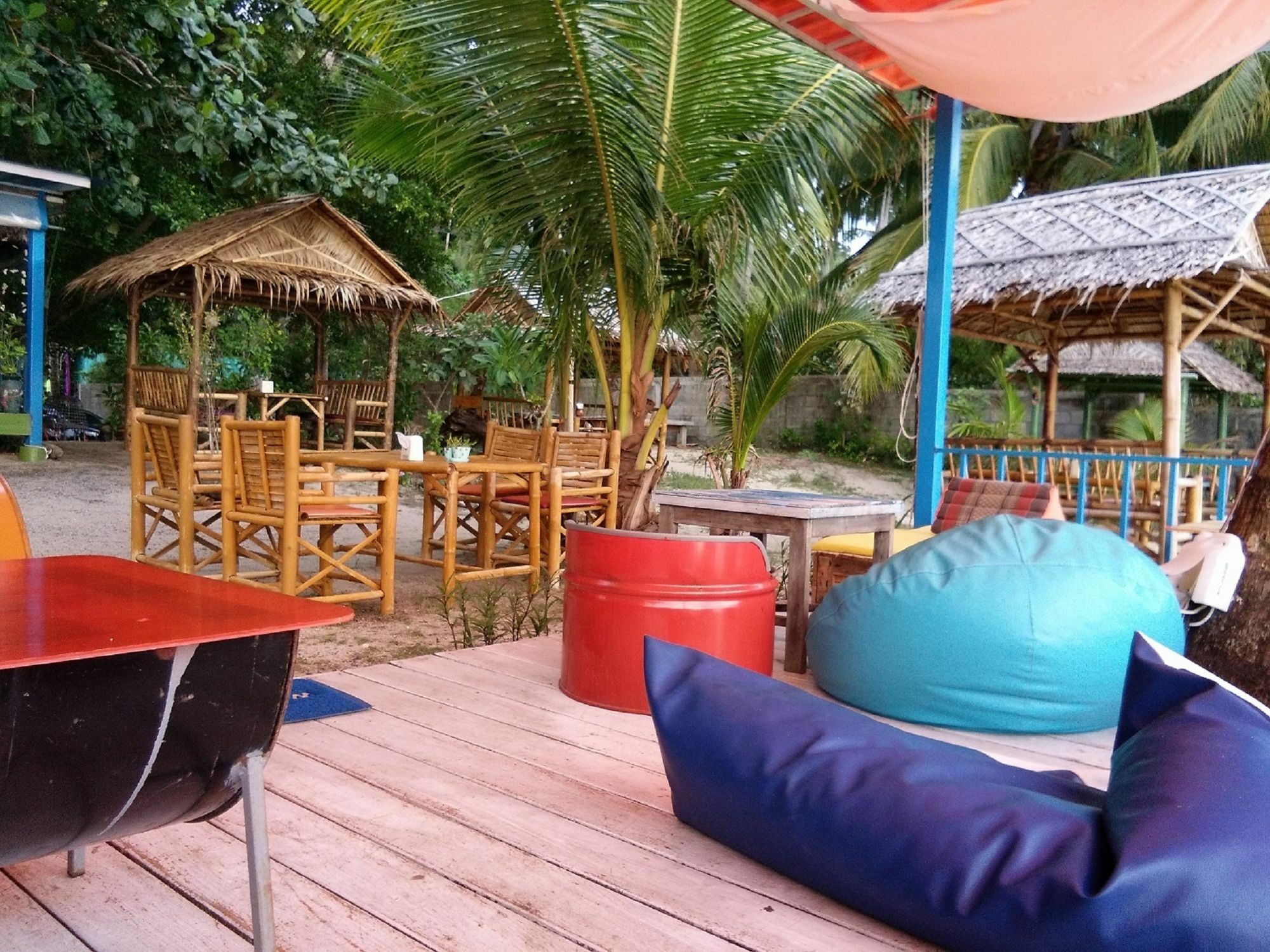 I Talay Beach Bar & Cottage Taling Ngam Eksteriør bilde